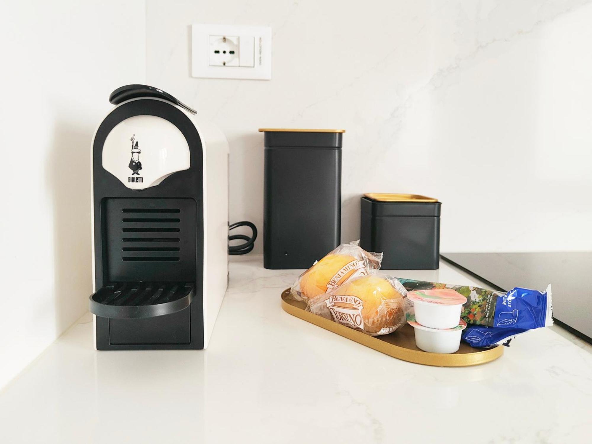 Studio Flat Tiffany Trieste Ngoại thất bức ảnh